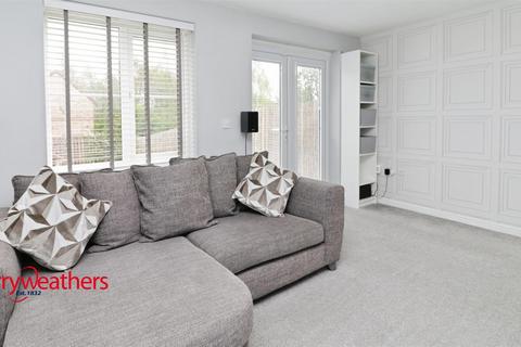 35 Ellison Drive, Kilnhurst, Mexborough, S64 5WB