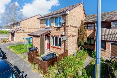 1 bedroom ground floor maisonette for sale, Damigos Road, Gravesend DA12
