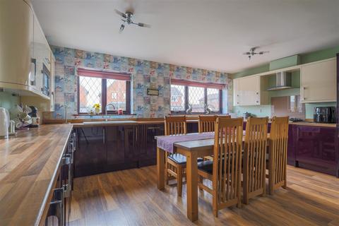 4 The Sidings, Cheadle, Stoke-on-trent, ST10 1YD