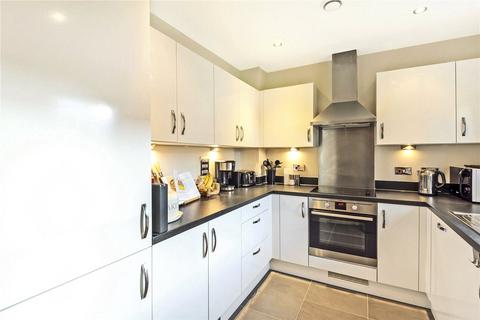2 bedroom flat for sale, Chilbolton Avenue, Winchester, Hampshire, SO22