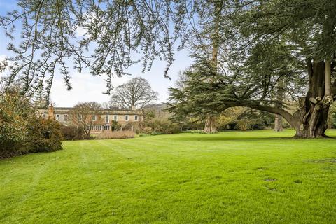 7 bedroom semi-detached house for sale, Roundway Park