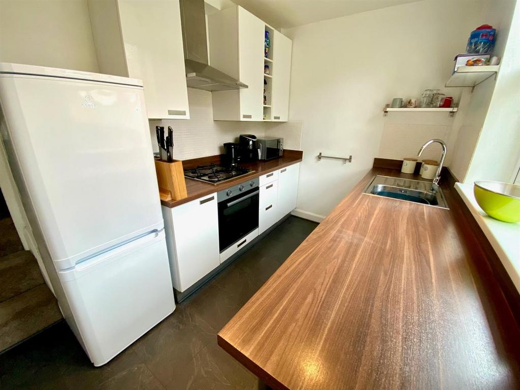 Kitchen 3.jpg