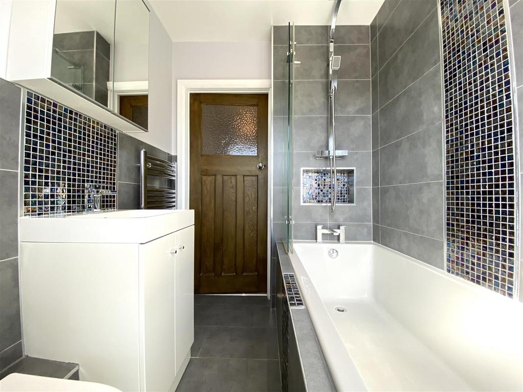 New bathroom.jpg