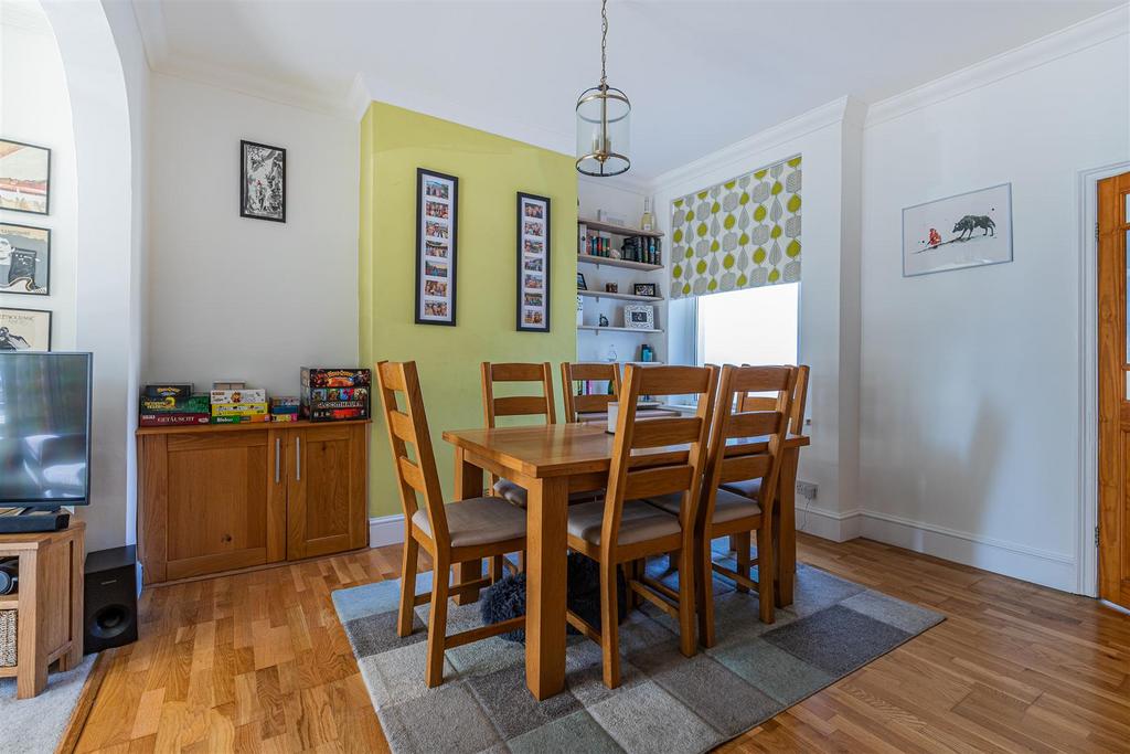 Courtenay Road 19-16.jpg