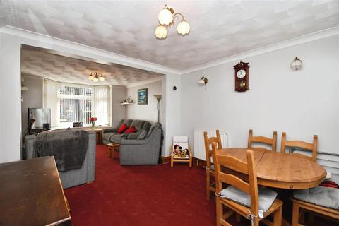 30 Buttfield Road, Hessle, HU13 0AS
