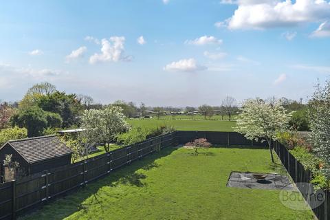 33 Between Streets, Cobham, KT11 1AA