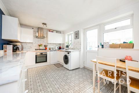 6 Devlin Road, Ipswich, IP8 3SF