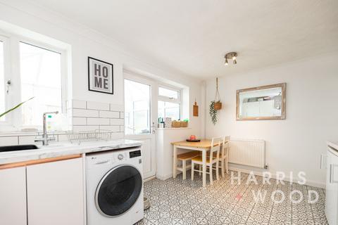 6 Devlin Road, Ipswich, IP8 3SF