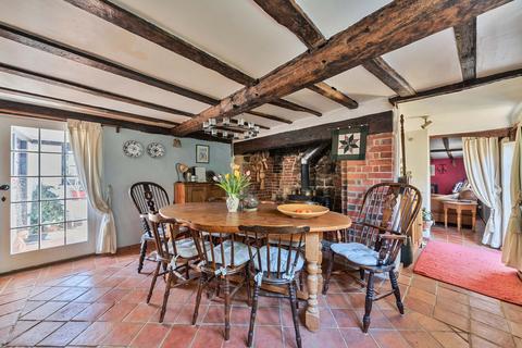 5 bedroom detached house for sale, East Park Lane, Newchapel, Lingfield, Surrey