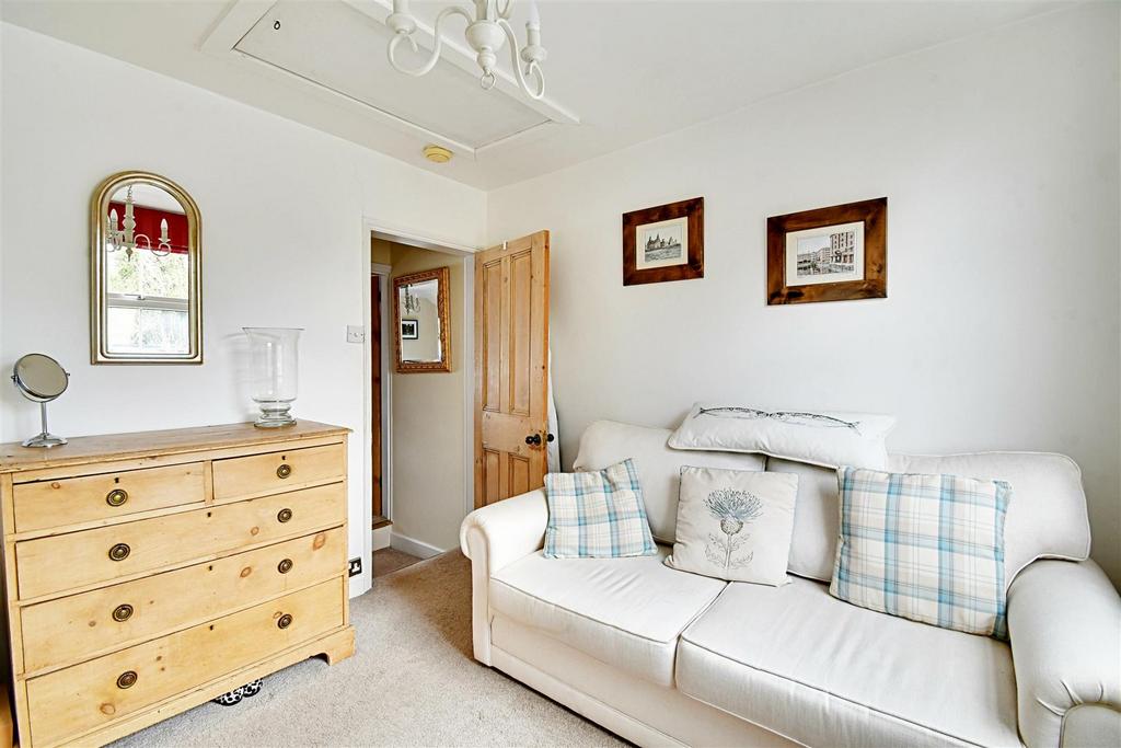 Bedroom 2 2.jpg