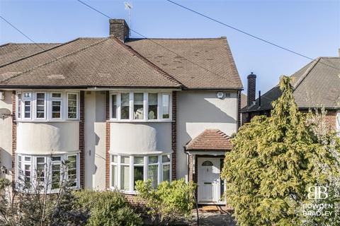 49 Roding Lane, Buckhurst Hill, IG9 6BJ