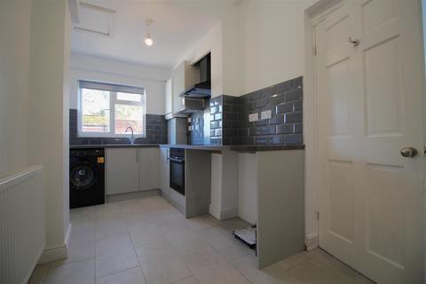 3 bedroom flat to rent, Strathdene Road, Birmingham