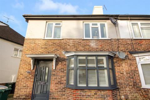 1 bedroom ground floor flat to rent, Carden Avenue, Brighton