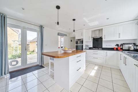 1 Collard Place, Hawkinge, Folkestone, CT18 7TY