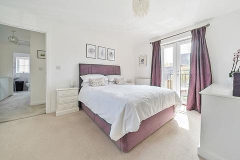1 Collard Place, Hawkinge, Folkestone, CT18 7TY