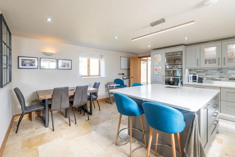 4 bedroom barn conversion for sale, Spring Hill Road, Begbroke, OX5