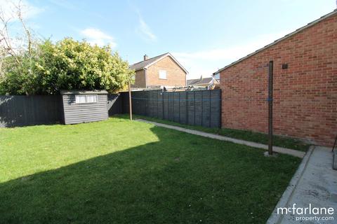 3 bedroom terraced house for sale, Taplow Walk, Swindon SN3