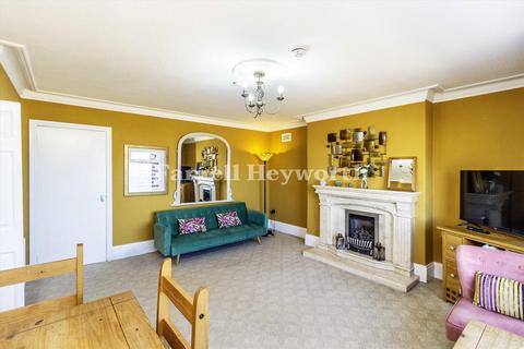 2 bedroom flat for sale, Sandylands Promenade, Morecambe LA3