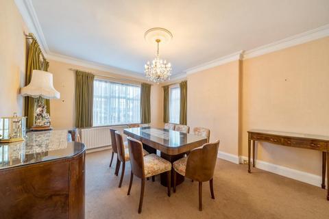 4 bedroom semi-detached house for sale, Hendon Lane,  Finchley,  N3