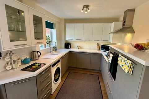2 Bridle Road, Hereford, HR4 0PP