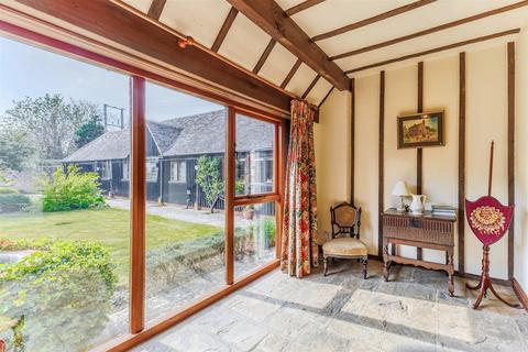 4 bedroom barn conversion for sale, Pershore Road, Little Comberton WR10
