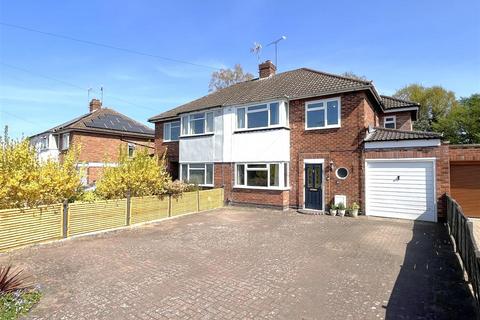 38 Cliffe Way, Warwick, CV34 5JF