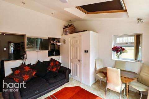 23 Bryony Way, Swindon, SN2 2SW