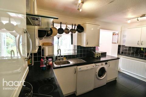 23 Bryony Way, Swindon, SN2 2SW