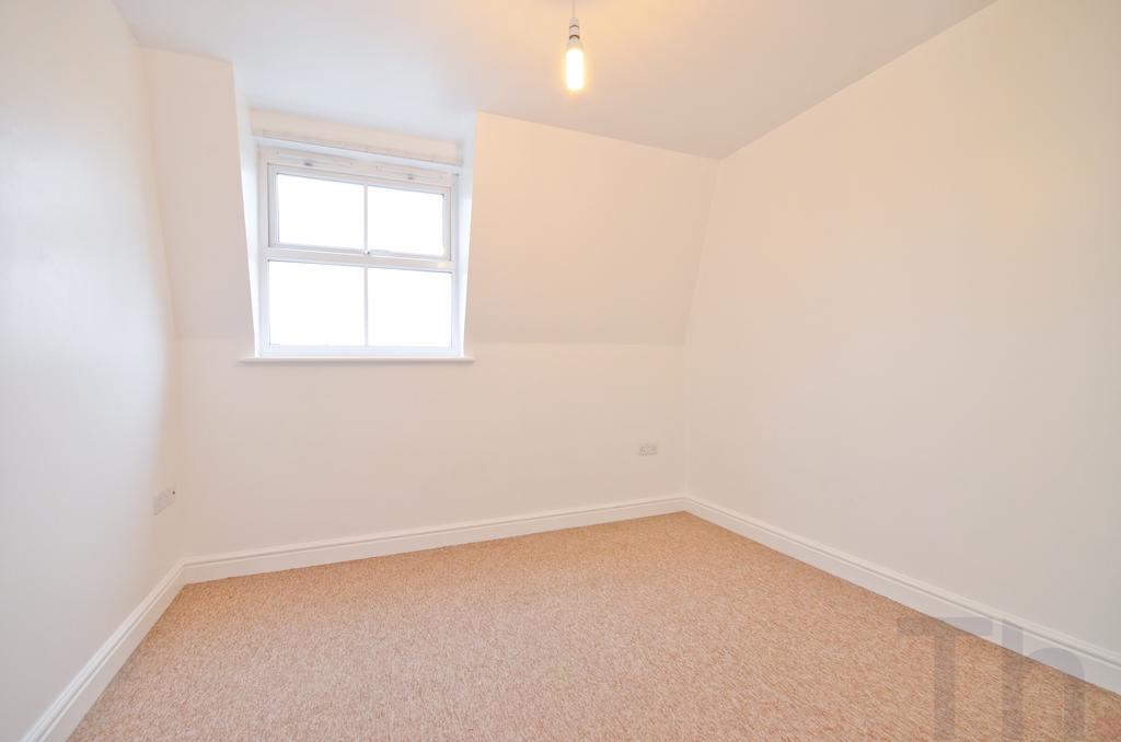Bedroom 1- Newport - Isle of Wight Estate Agents.J