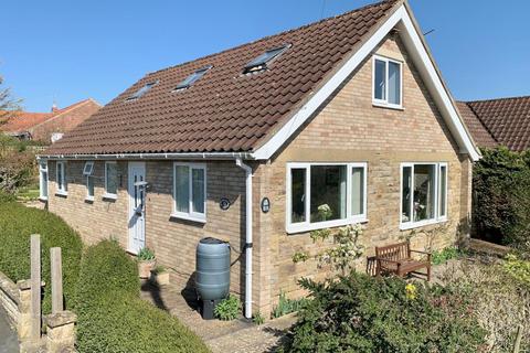 28 Farmanby Close, Thornton-le-dale, Pickering, YO18 7TD