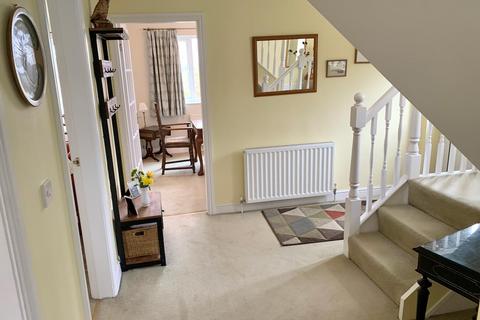 28 Farmanby Close, Thornton-le-dale, Pickering, YO18 7TD