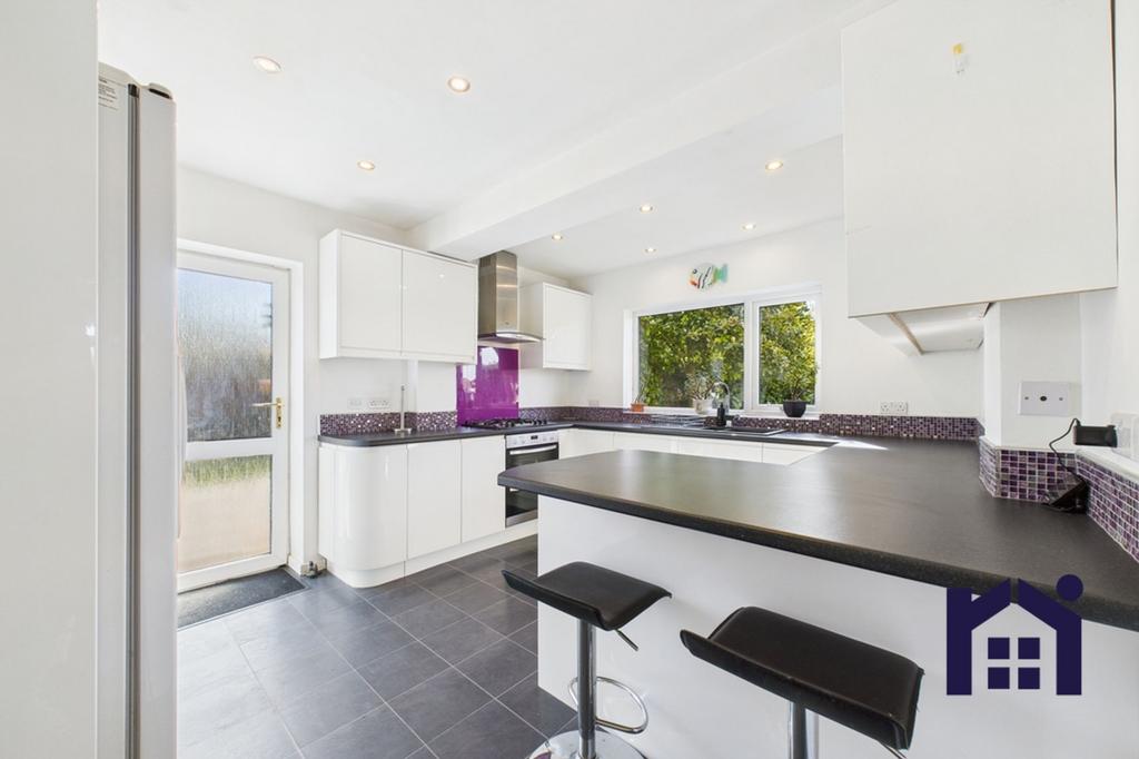 Dining kitchen