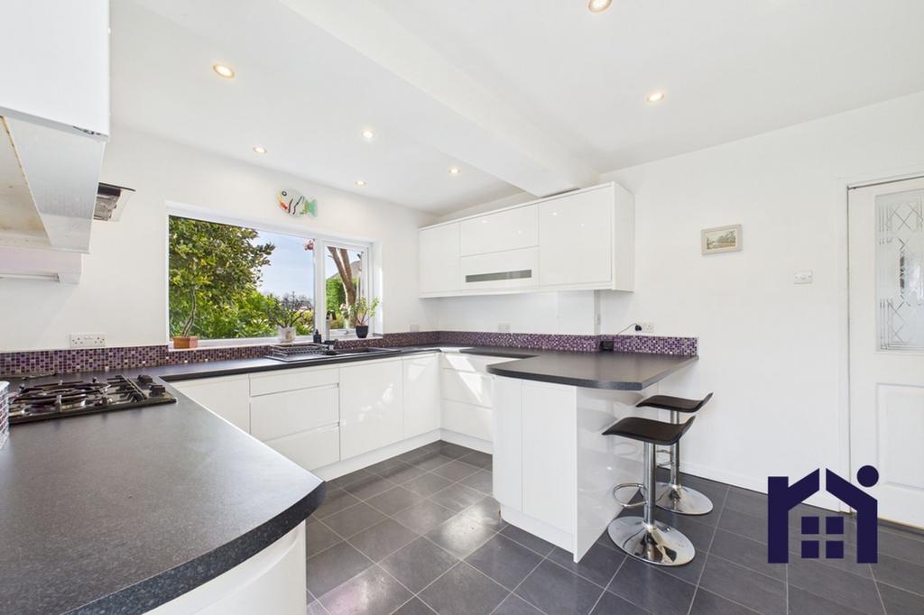 Dining kitchen