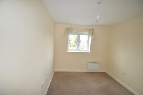 2 bedroom flat to rent, Marshall Crescent, Wordsley