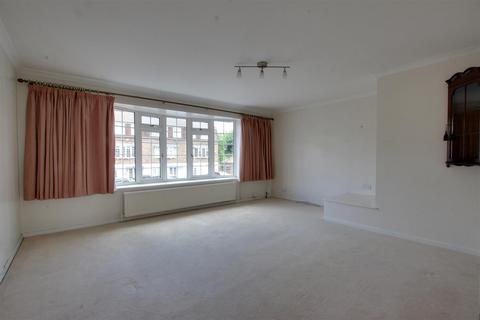 4 Calshot Way, Enfield, EN2 7BQ