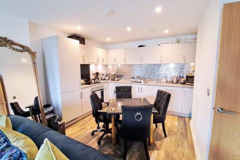 2 bedroom apartment for sale, Roosevelt Apartments,  Lexington Gardens, Birmingham