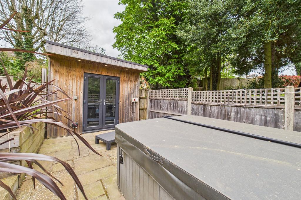 Gym/Outbuilding