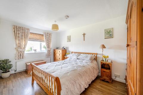 16 Bamburgh Road, Leeds, LS15 8UH