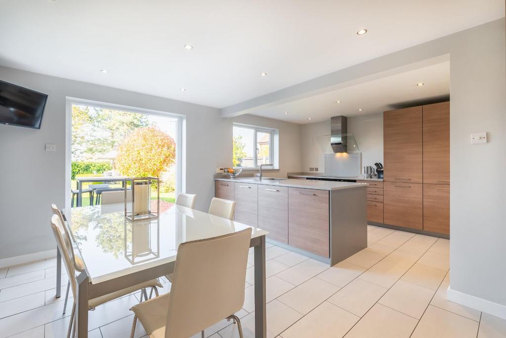 Kitchen-1.jpg
