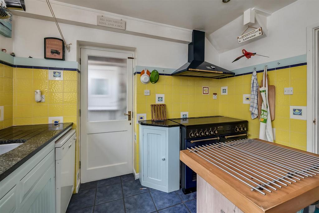 Kitchen 2