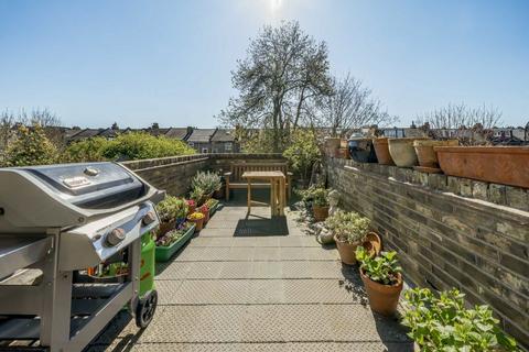 1 bedroom flat for sale, Maygrove Road, London NW6