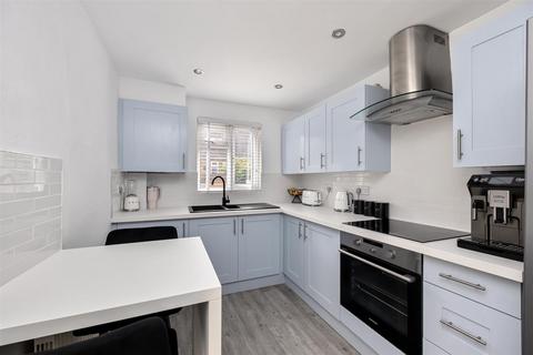 2 bedroom maisonette for sale, Trafalgar Road, Portslade, Brighton