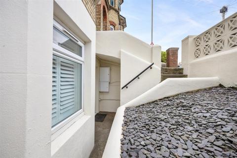 2 bedroom maisonette for sale, Trafalgar Road, Portslade, Brighton
