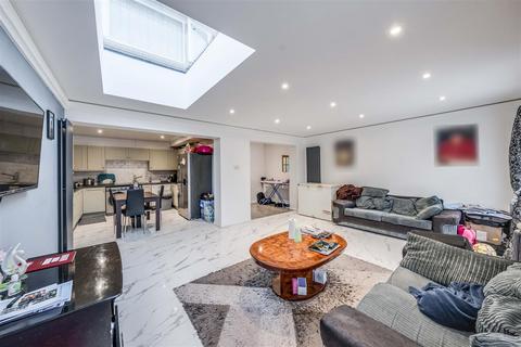 92 Attlee Drive, Dartford, DA1 5DW