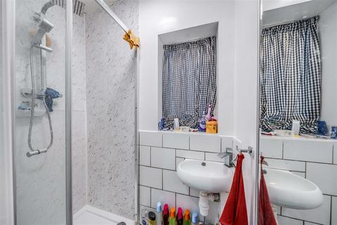 92 Attlee Drive, Dartford, DA1 5DW