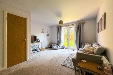 100 Grove Gate, Staplegrove, Taunton, TA2 6DF