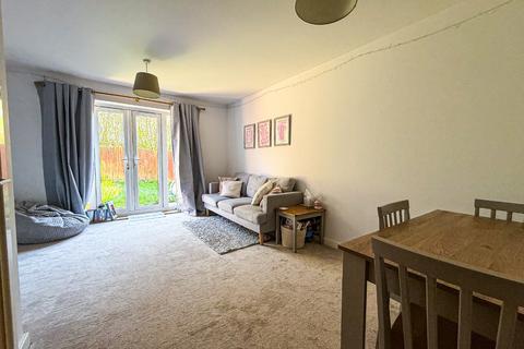 100 Grove Gate, Staplegrove, Taunton, TA2 6DF