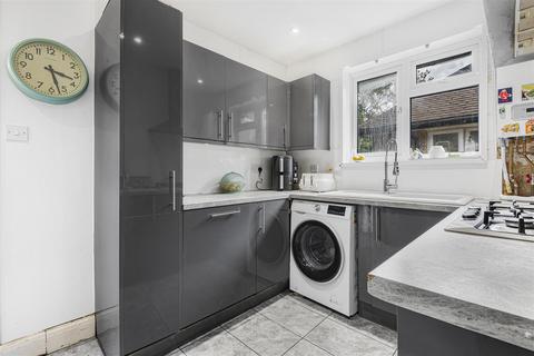 23 Keswick Close, Sutton, SM1 4HH
