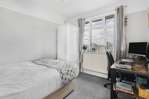 23 Keswick Close, Sutton, SM1 4HH