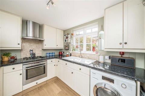 undefined, Watts Lane, Teddington TW11